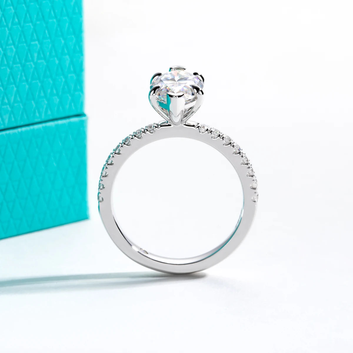 Anello Solitario Marquise Infinito