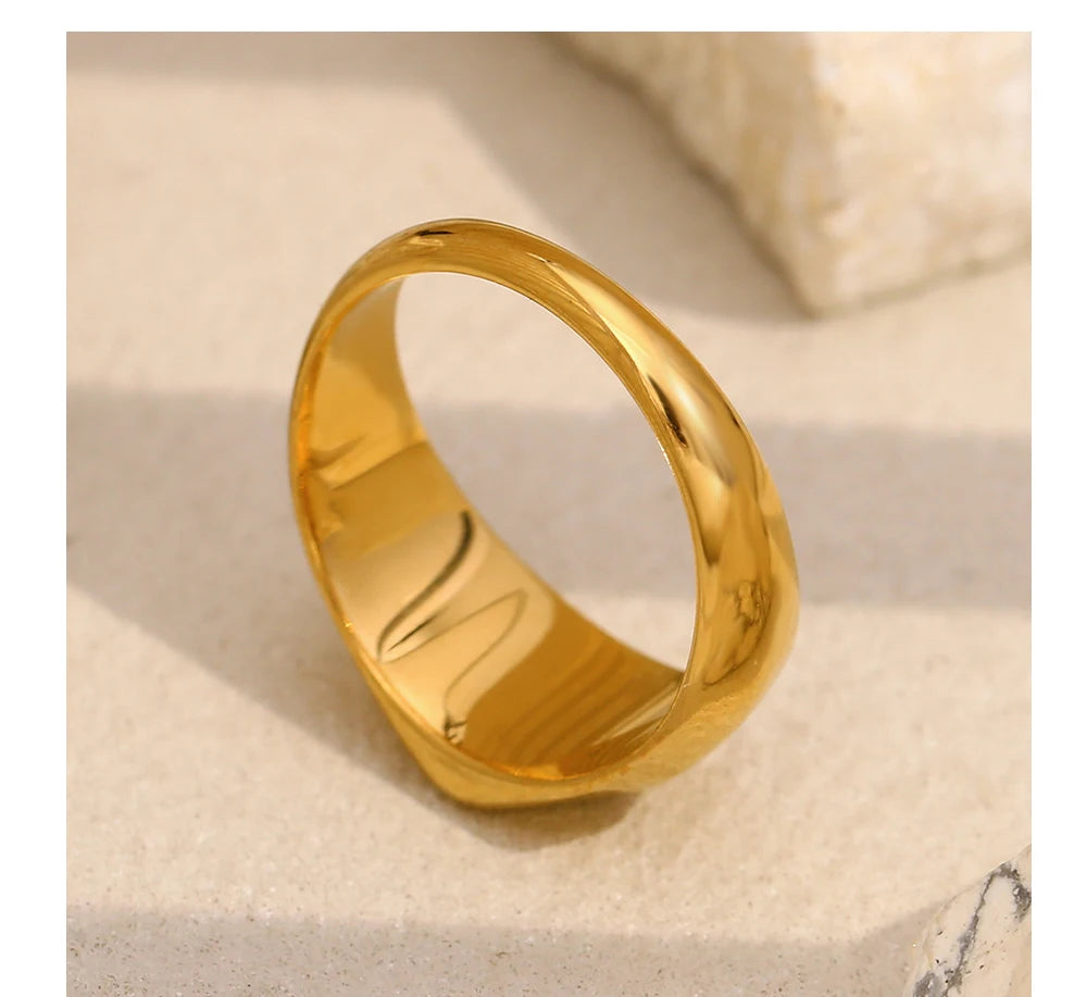 Pure Essence Ring