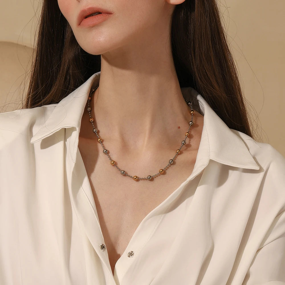 Minimal Beads Necklace