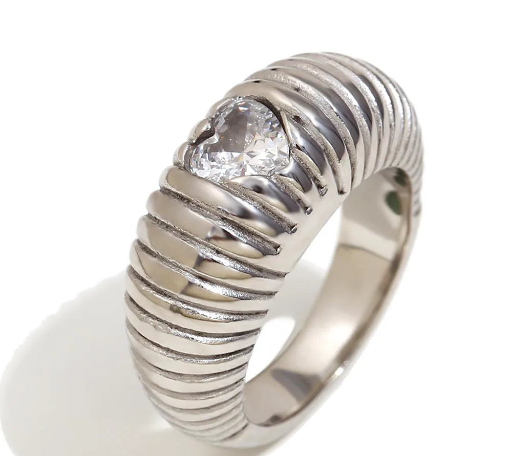 Lustre Stripe Ring