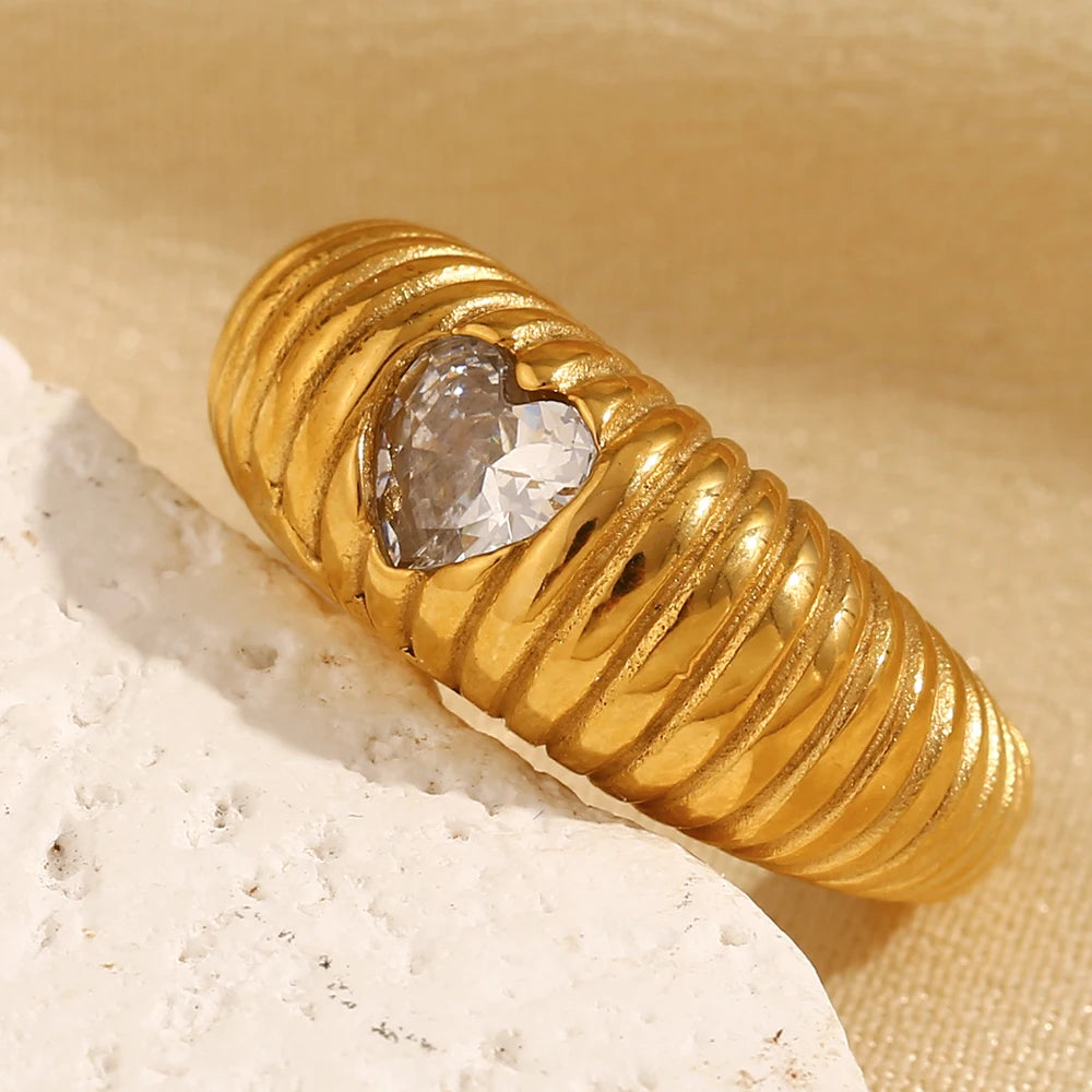 Lustre Stripe Ring