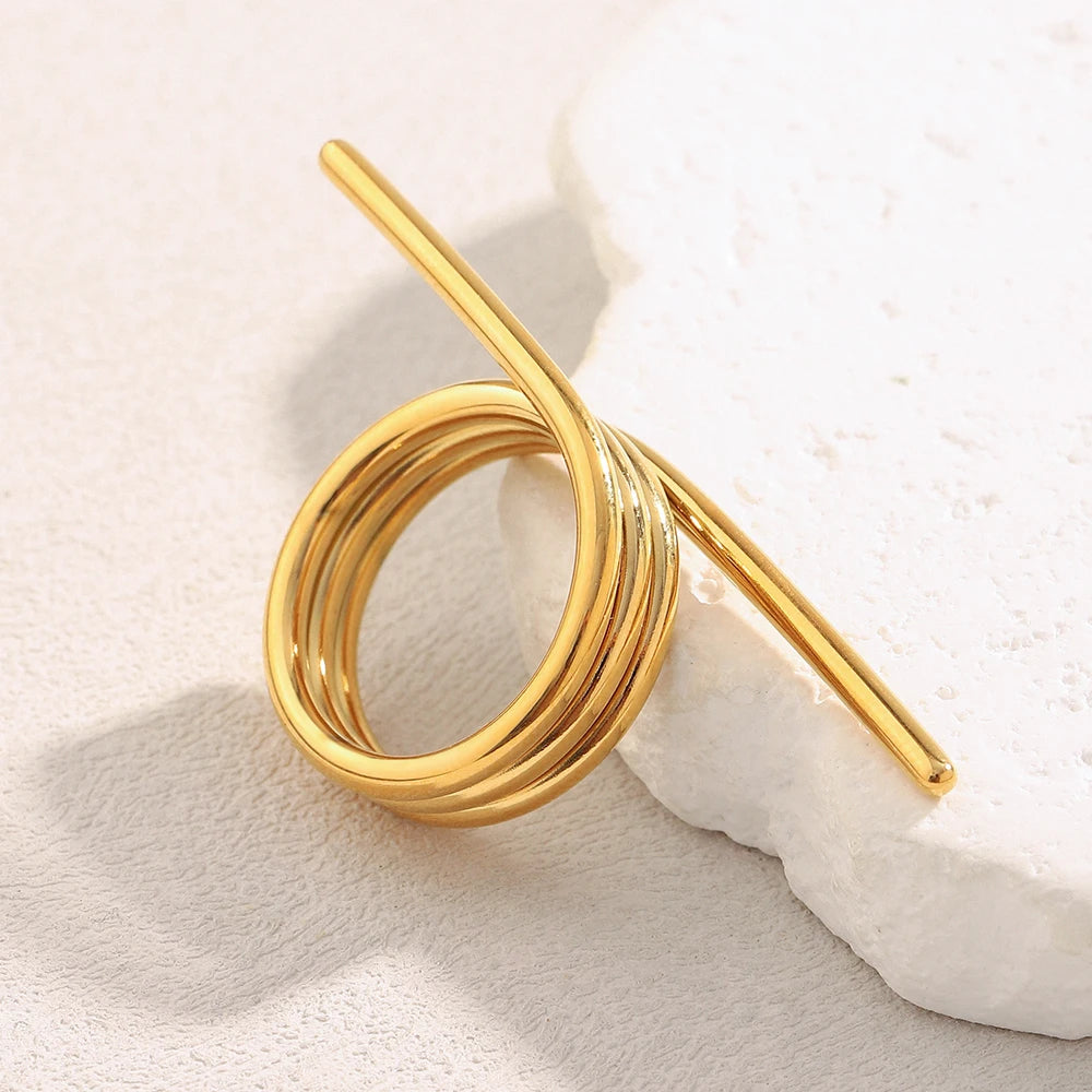 Twistline Ring