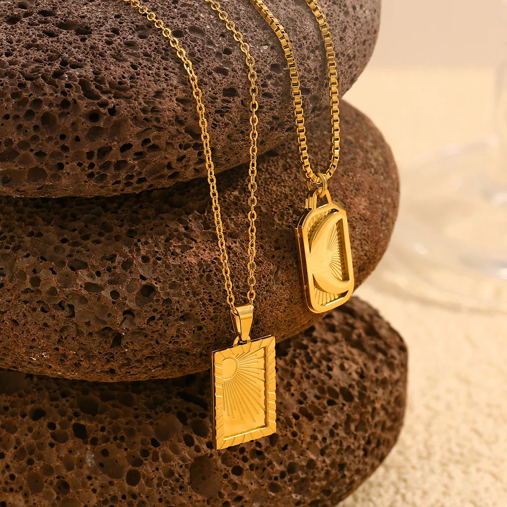 Sun Moon Rectangular Pearl Chain Necklace