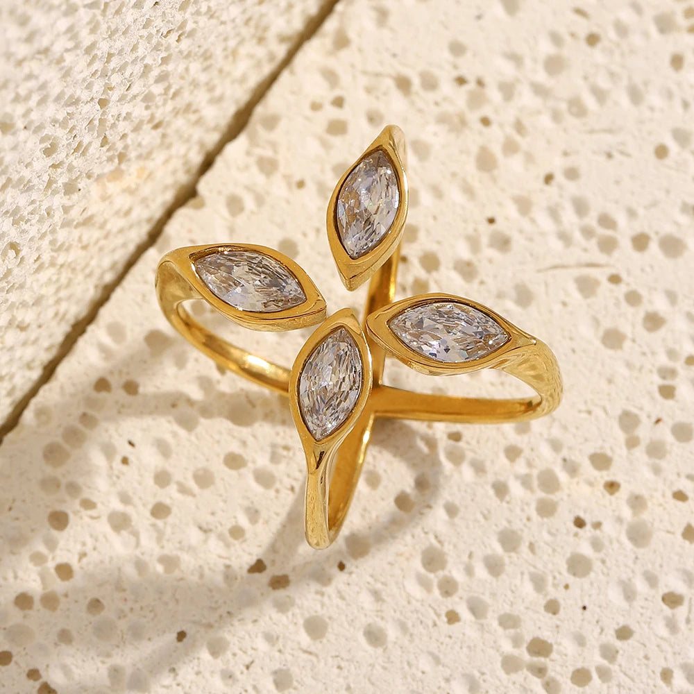 Stellar Claw Ring