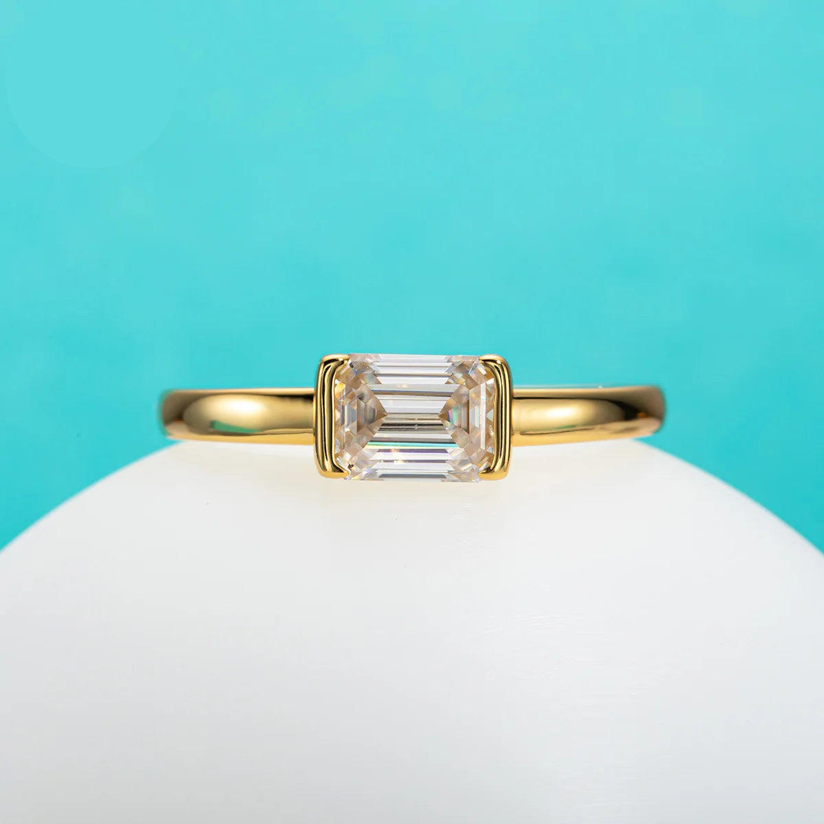 Anello Solitario Luce d'Oriente