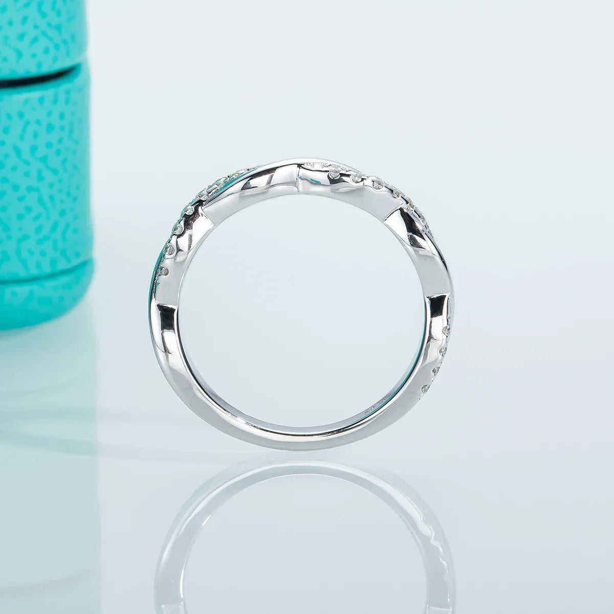 Anello Infinito Nodo di Luce