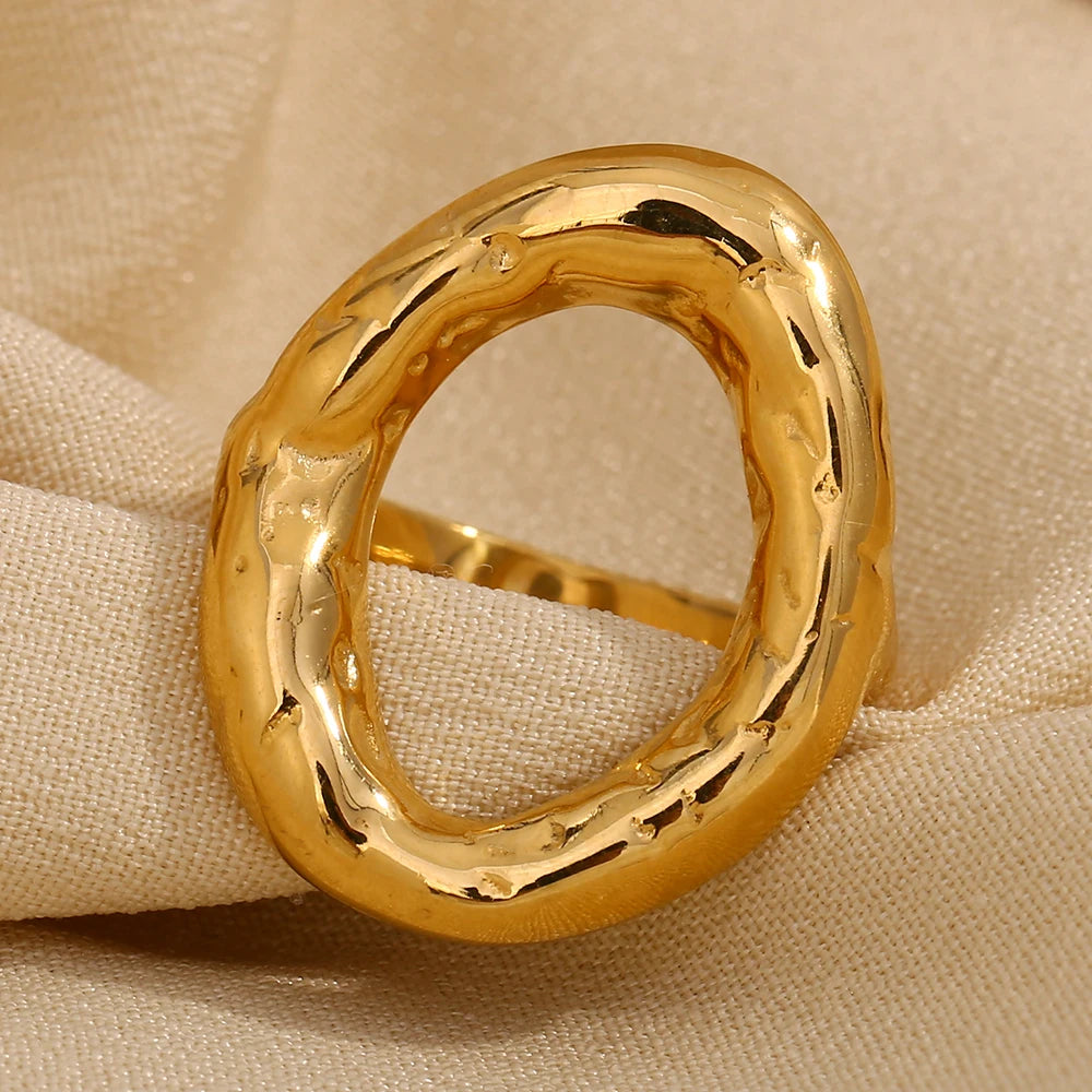 Irregular O-Shaped Ring