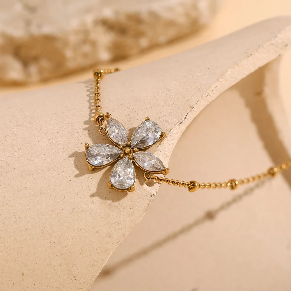 Bloom Zircon Bracelet