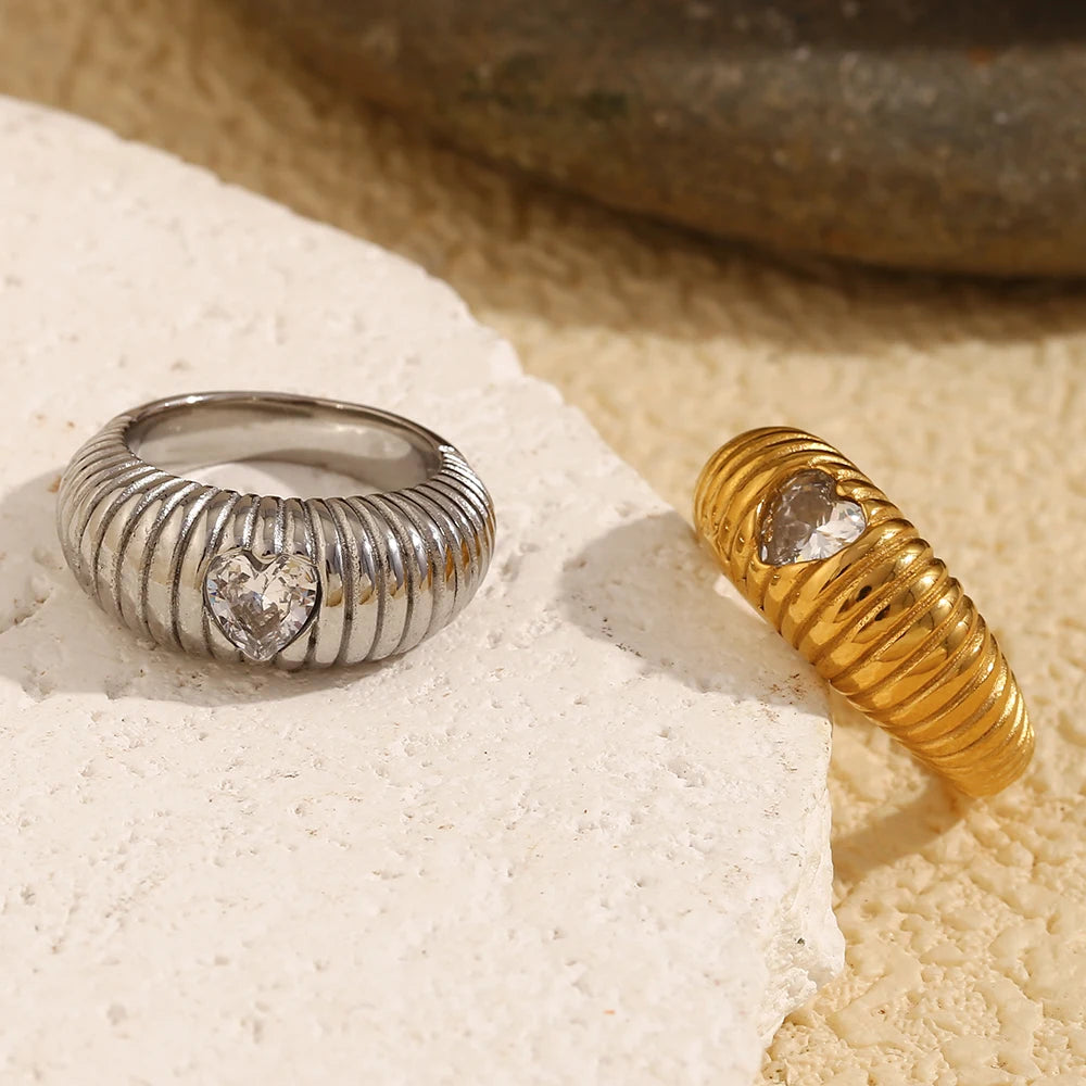 Lustre Stripe Ring