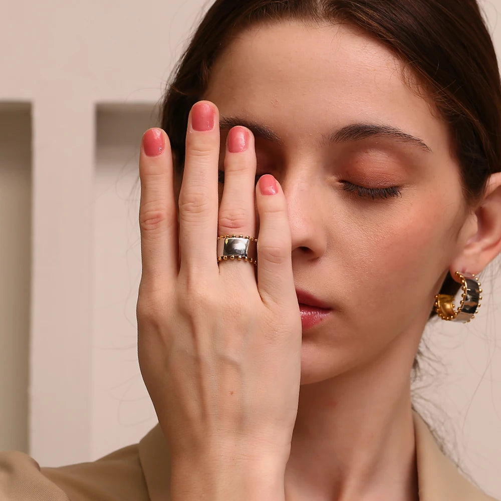 Golden Sphere Ring