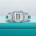 Anello Solitario Marquise Magnificenza