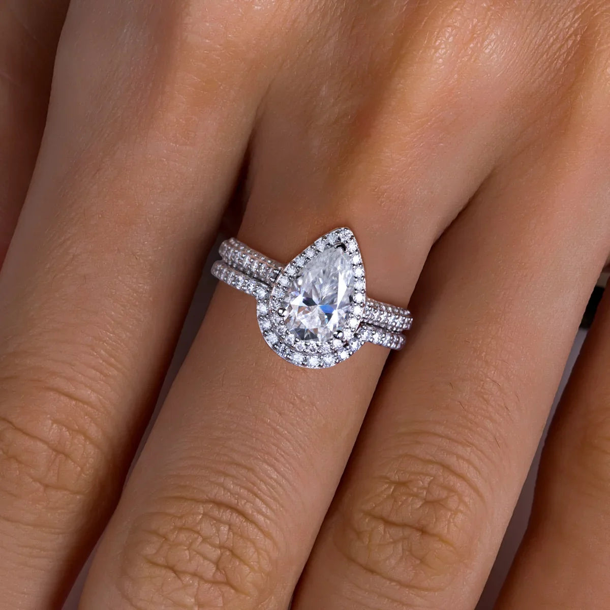 Anello Halo Regina di Cuori