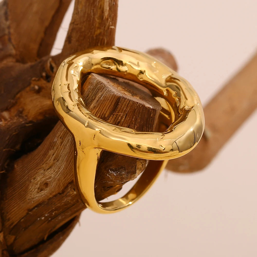 Irregular O-Shaped Ring