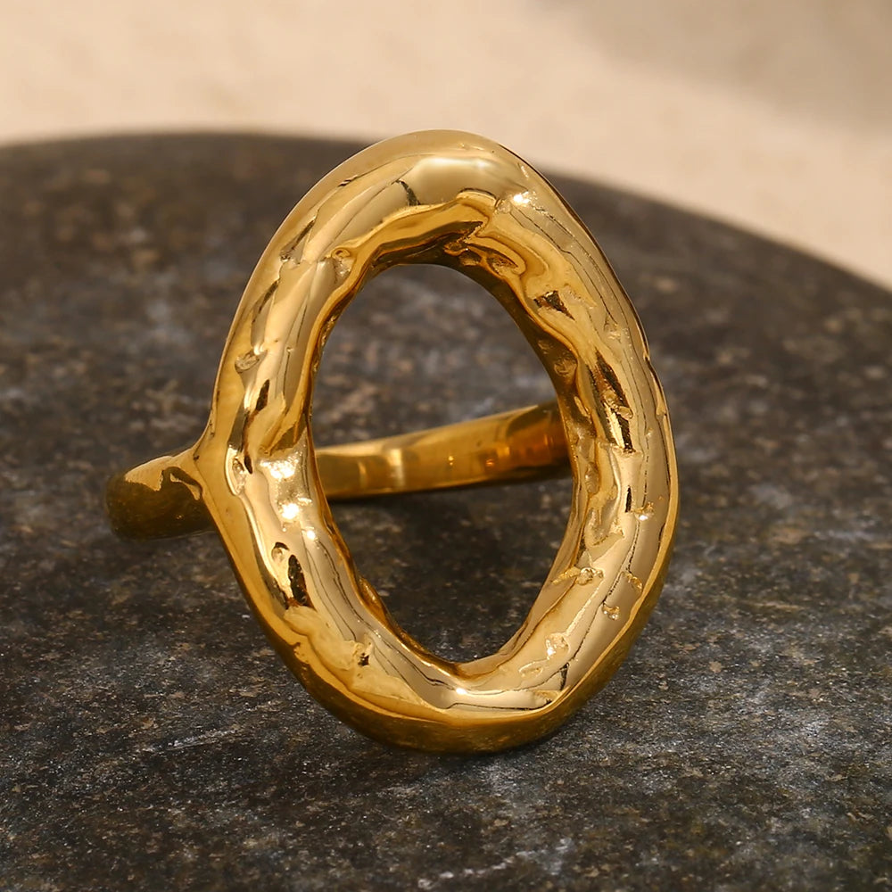 Irregular O-Shaped Ring