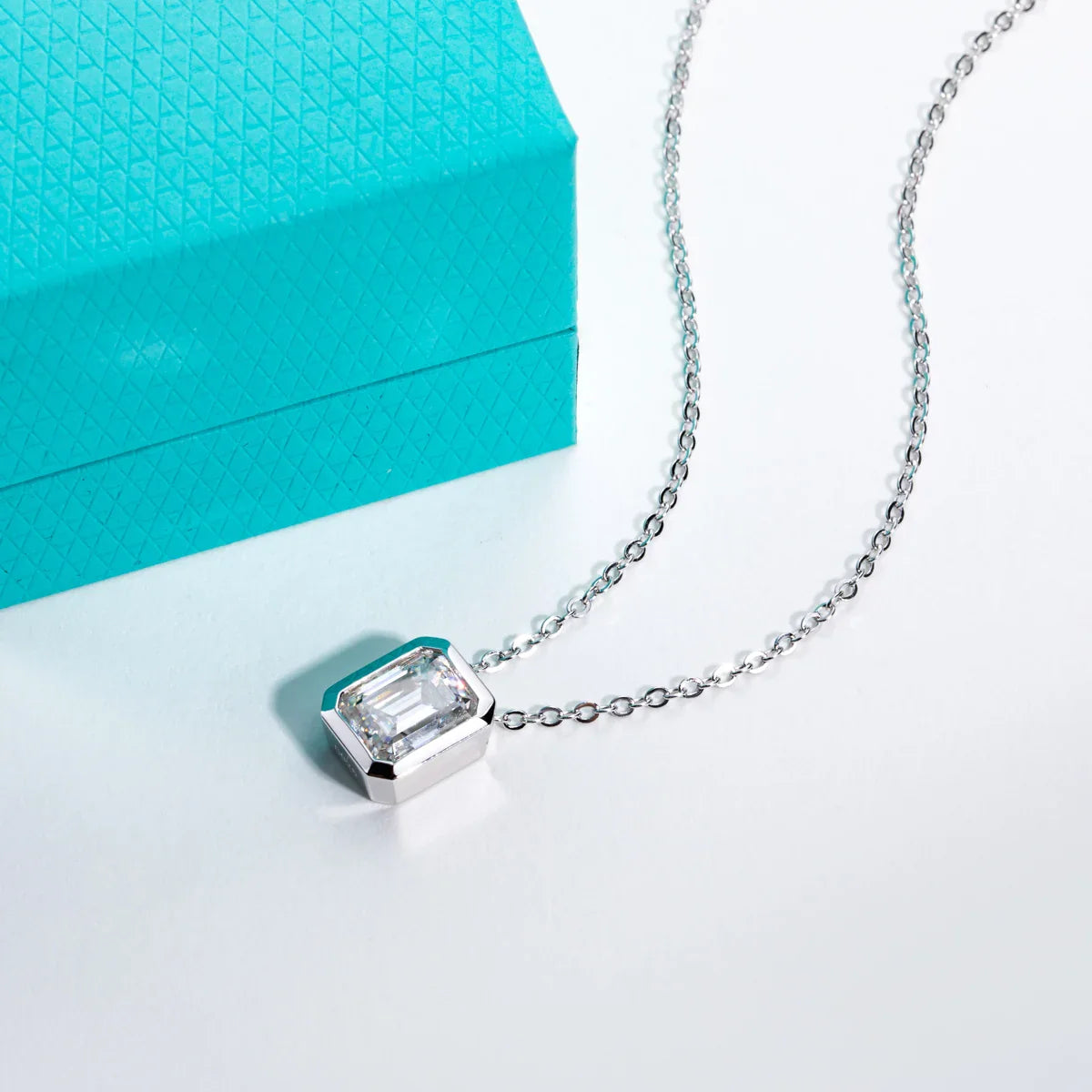 Collana Profilo Deciso
