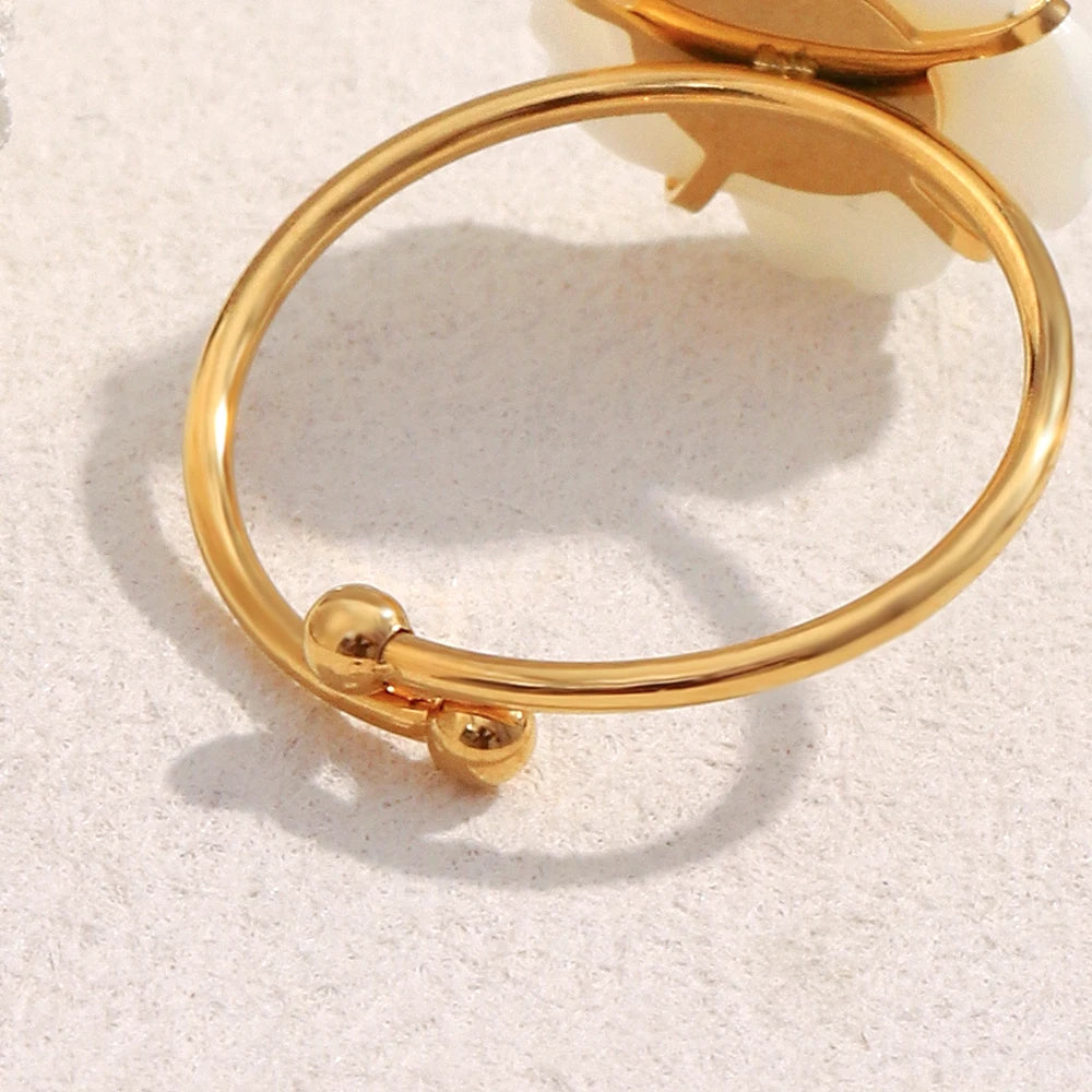 White Blossom Ring