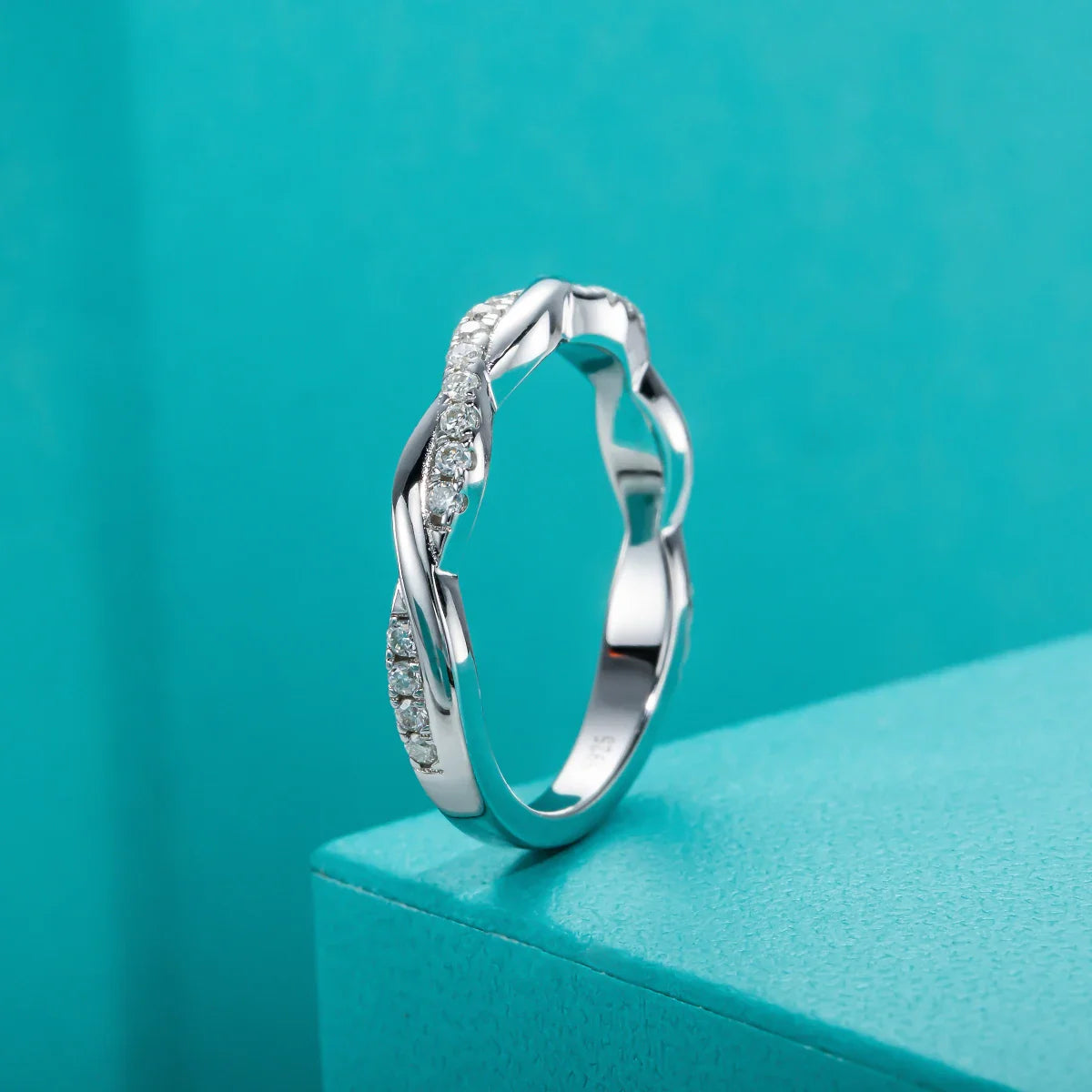 Anello Infinito Nodo di Luce