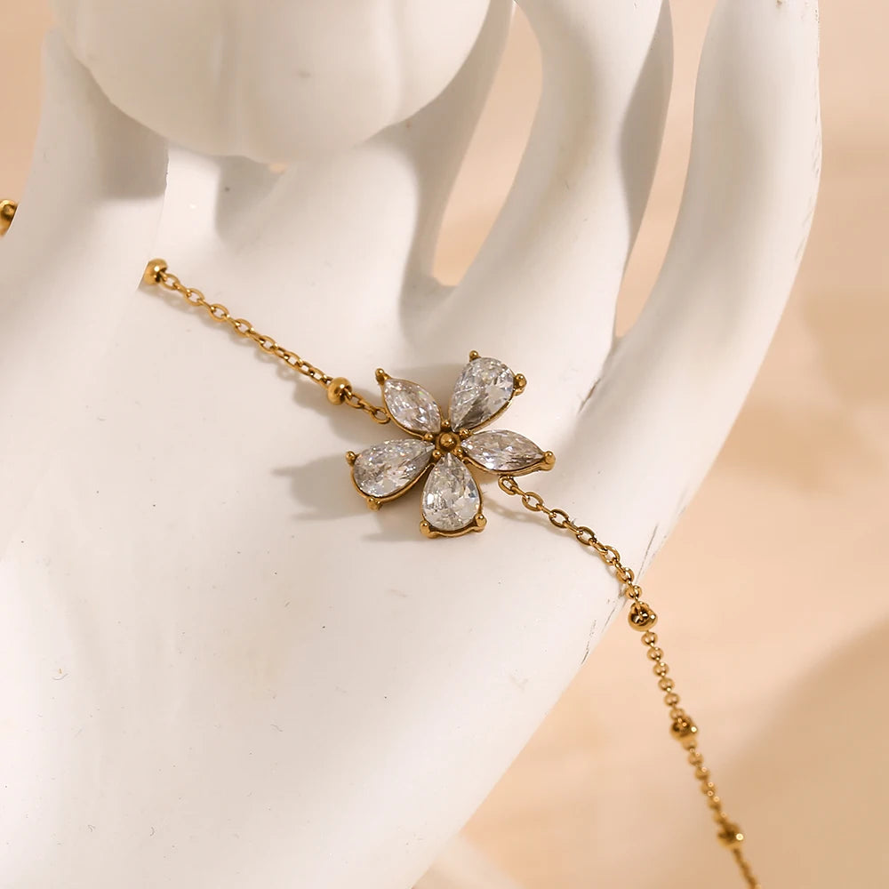 Bloom Zircon Bracelet