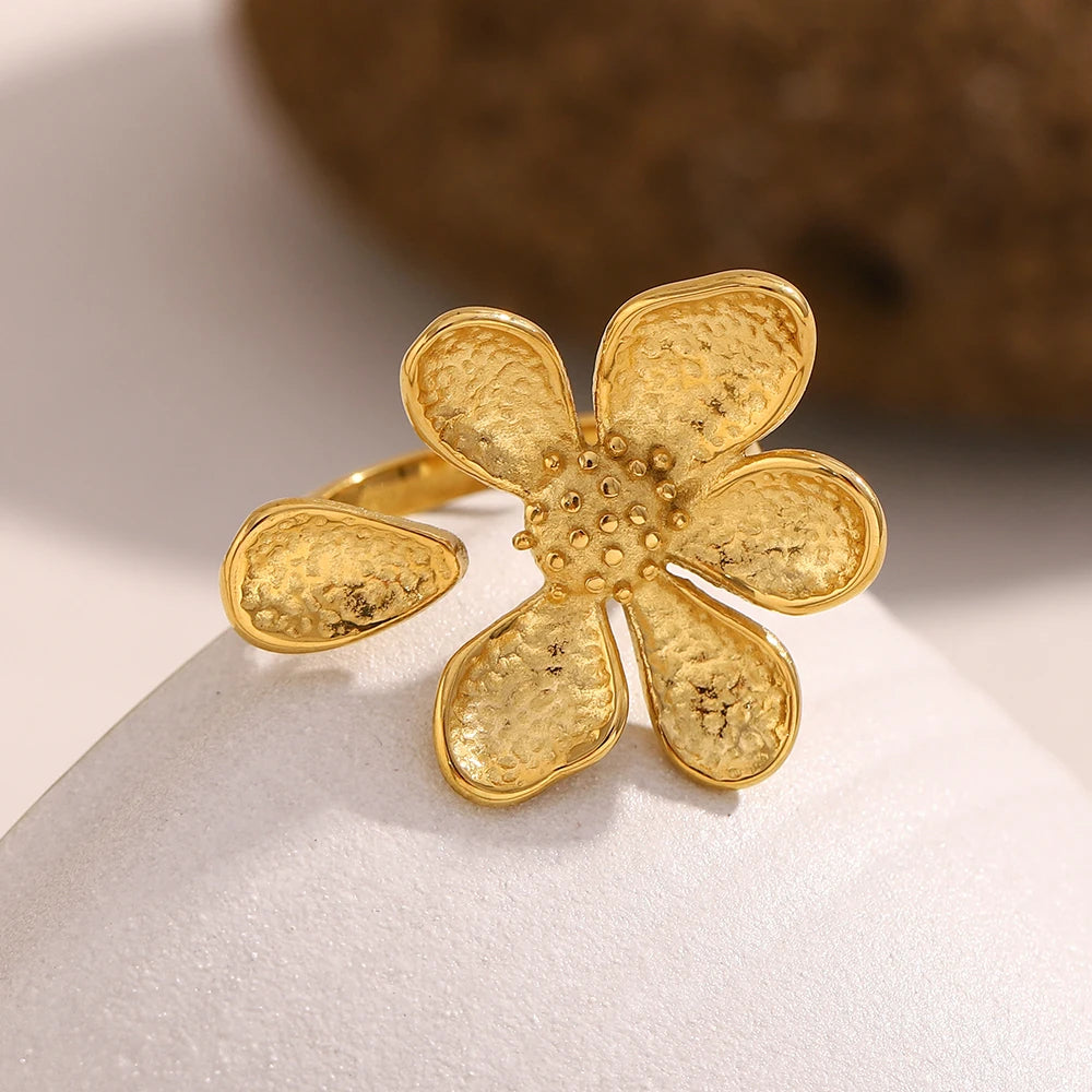 Flora Adjustable Ring