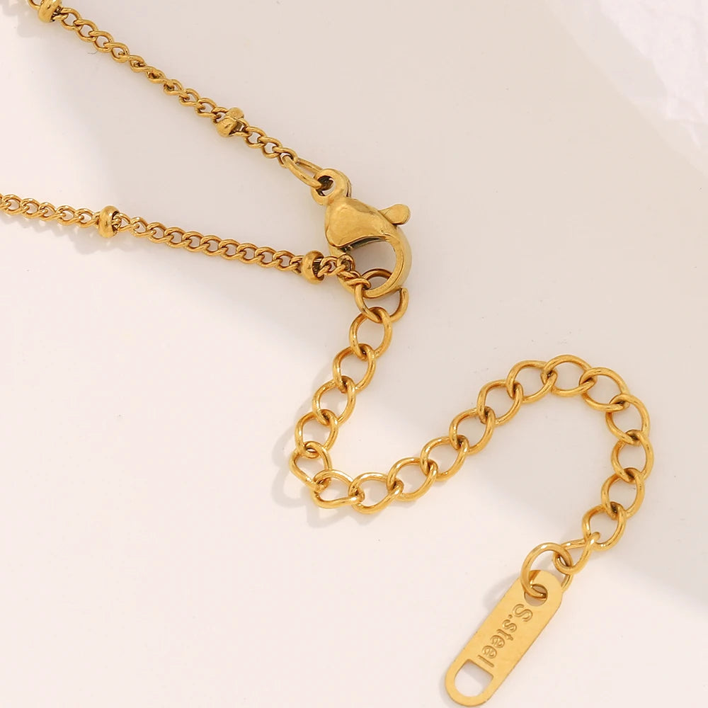 Shell Pendant Necklace