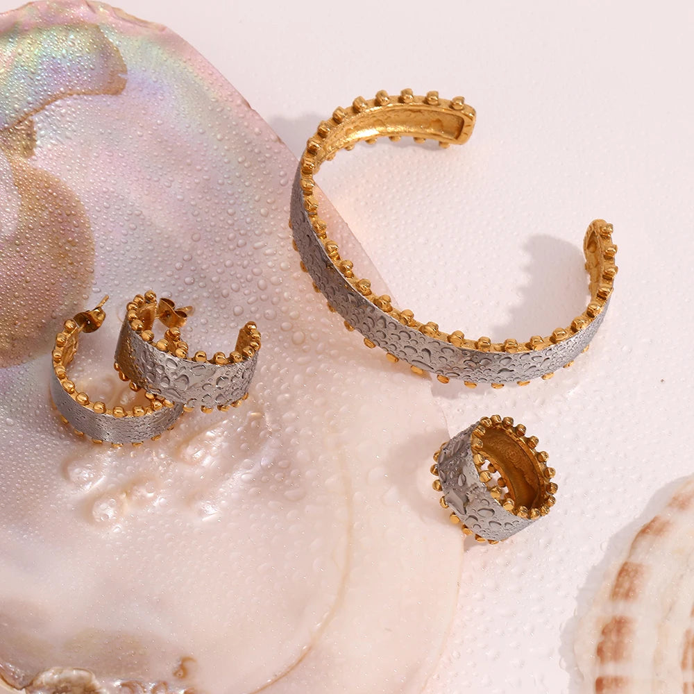 Golden Sphere Ring
