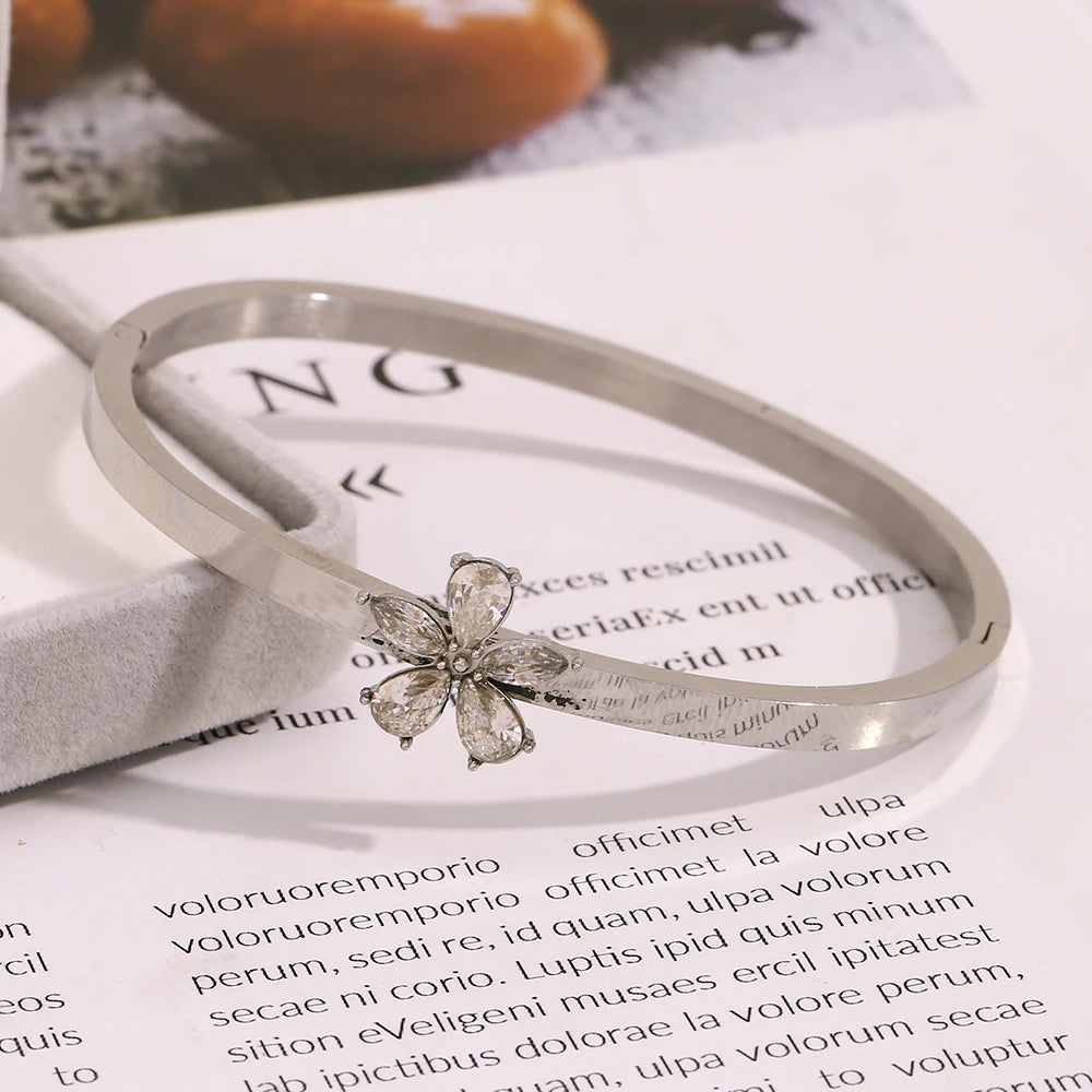 Flora Bangle