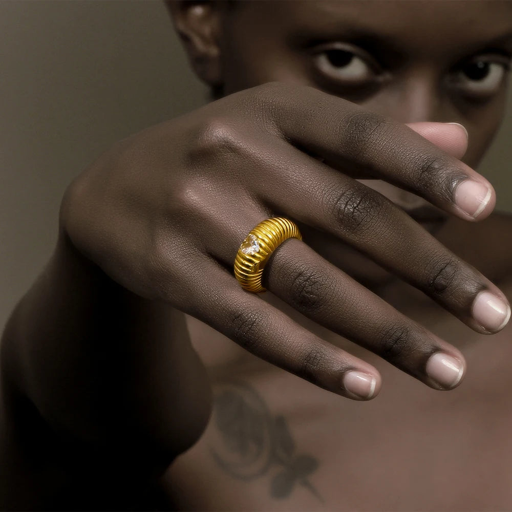 Lustre Stripe Ring