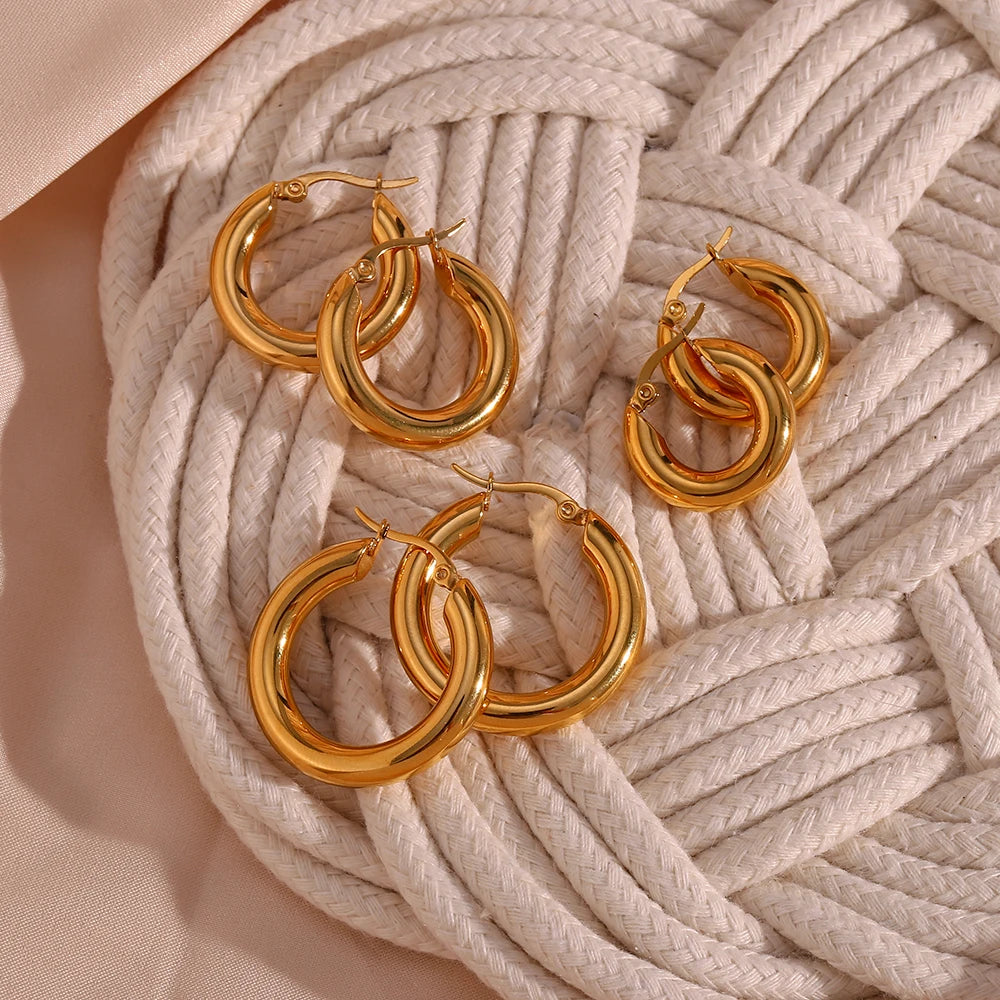 Minimalist Gold Hoops Set