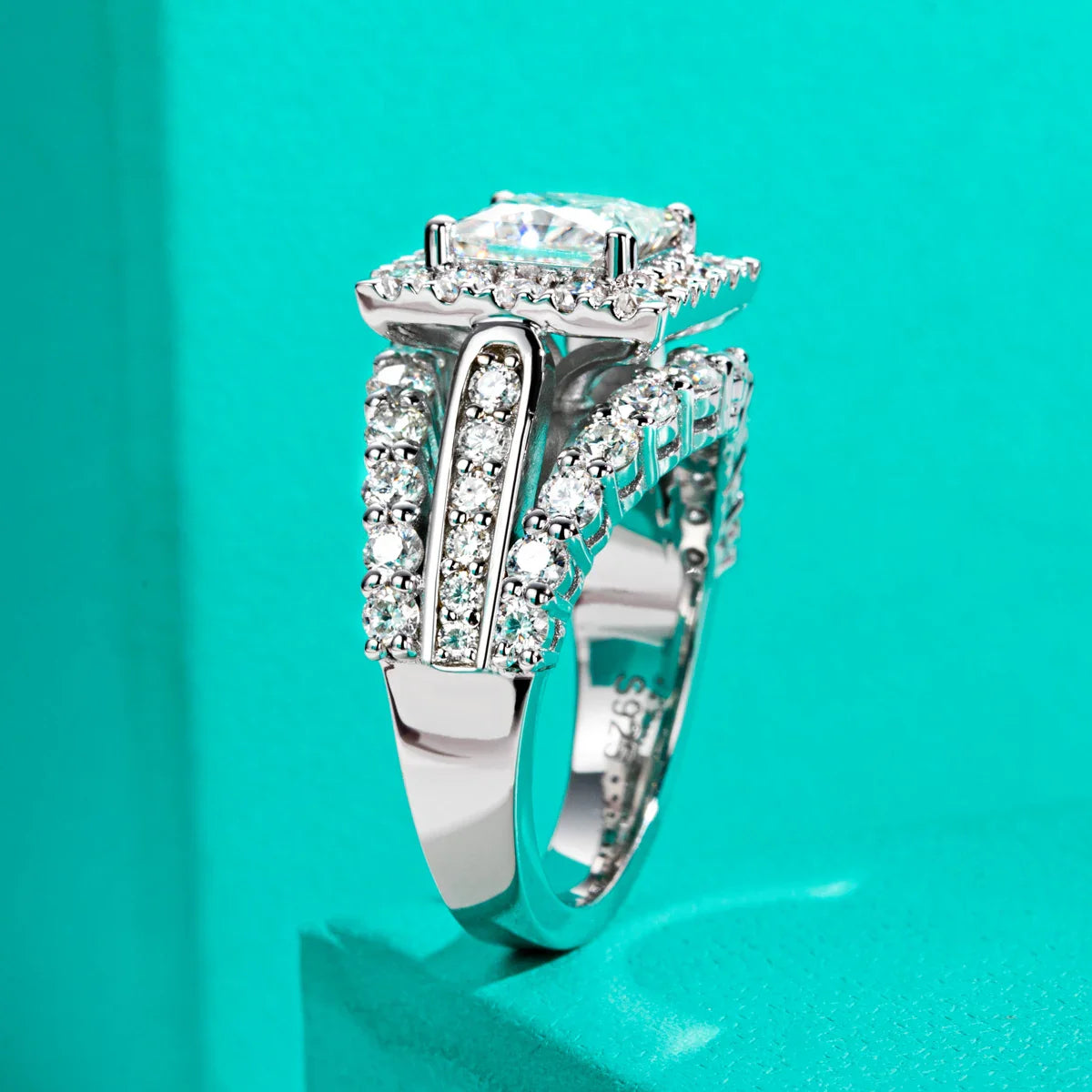 Anello Trono di Luce