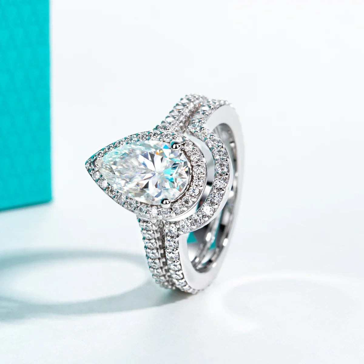 Anello Halo Regina di Cuori