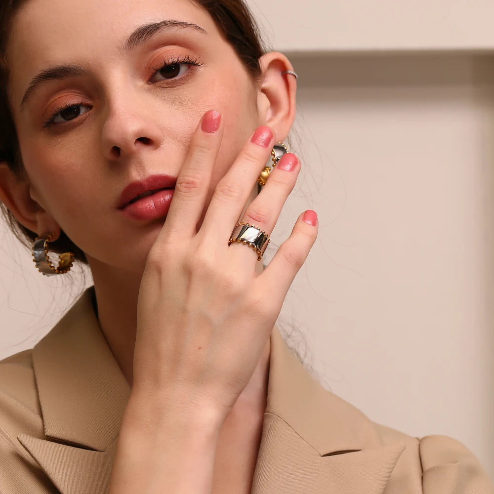 Golden Sphere Ring