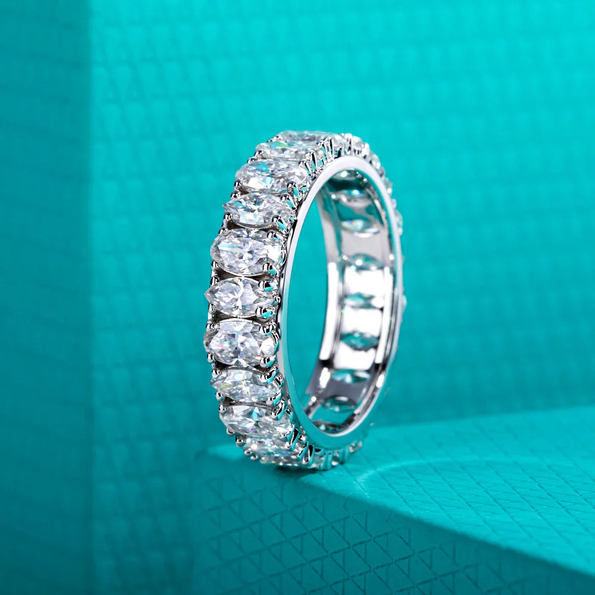 Anello Armonia Ovale