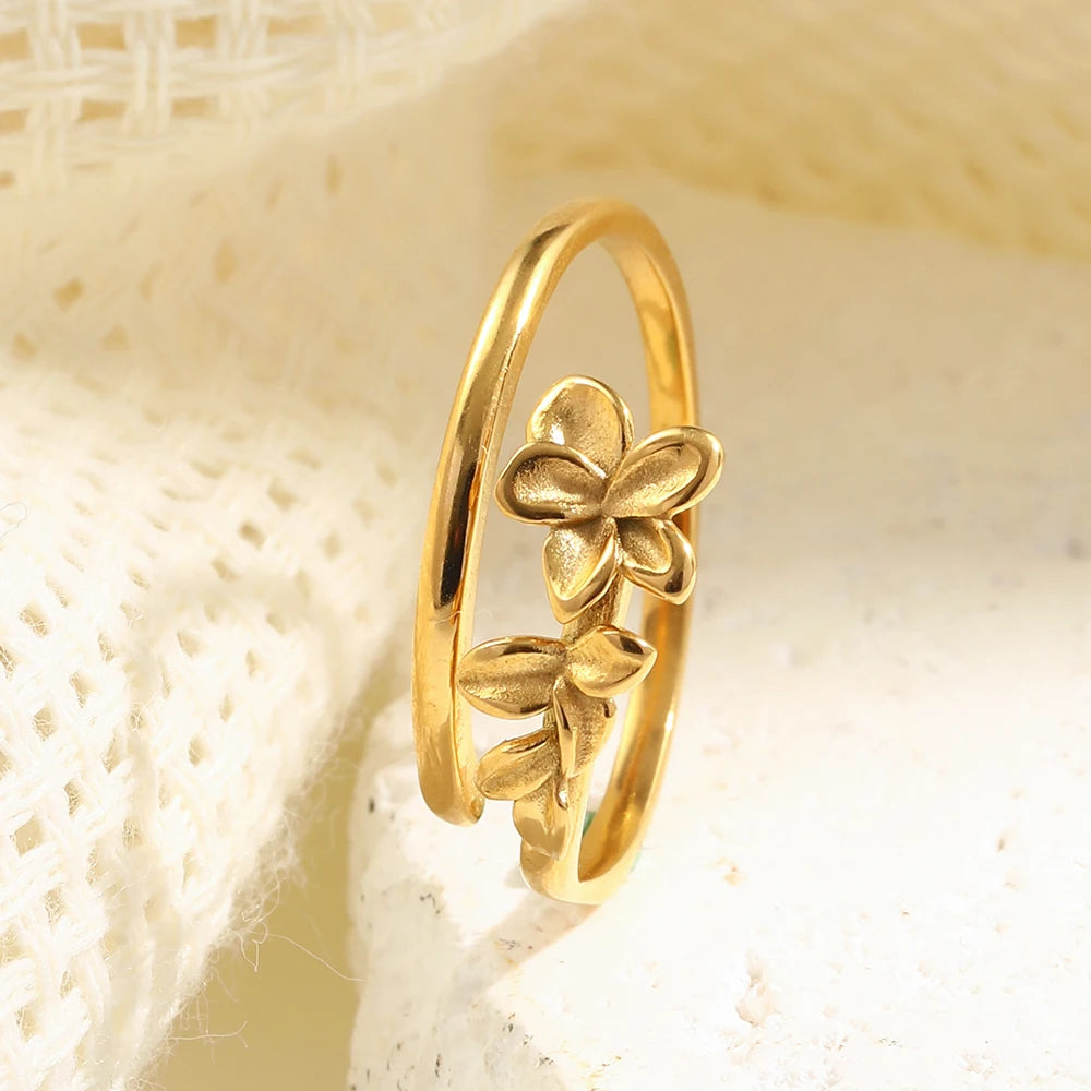 Frangipani Layered Ring
