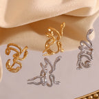 Serpentine Mesh Ear Clip