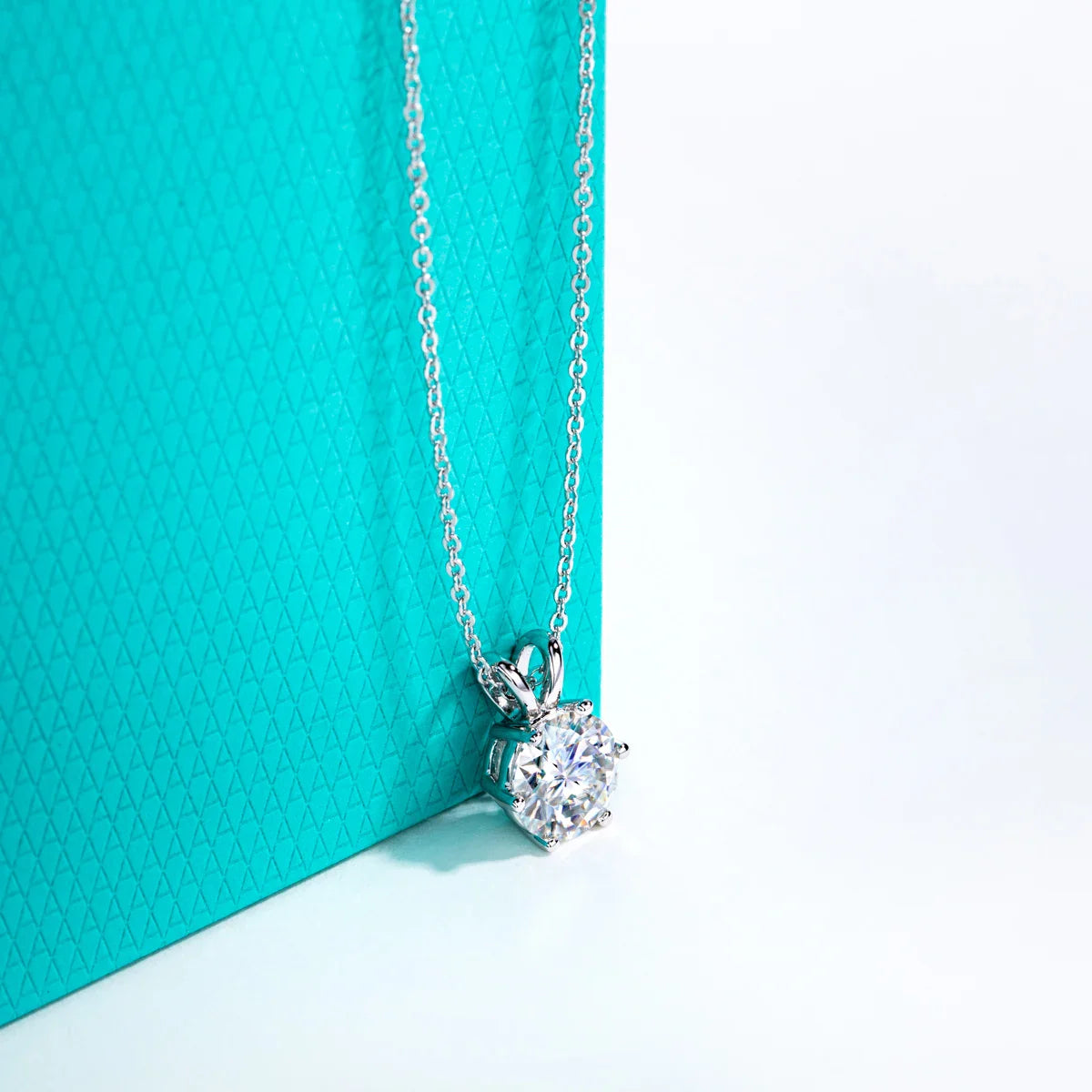 Collana Essenza Solitaria