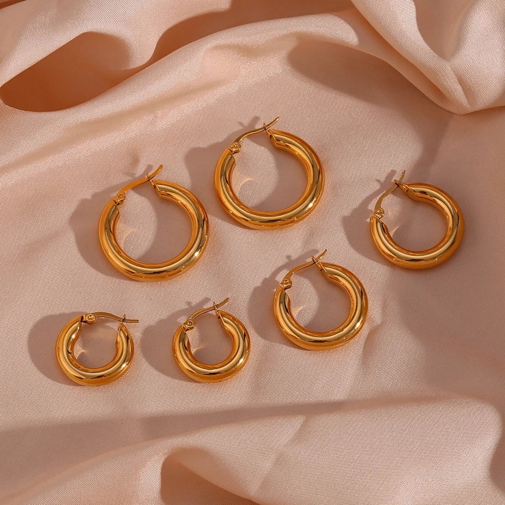 Minimalist Gold Hoops Set