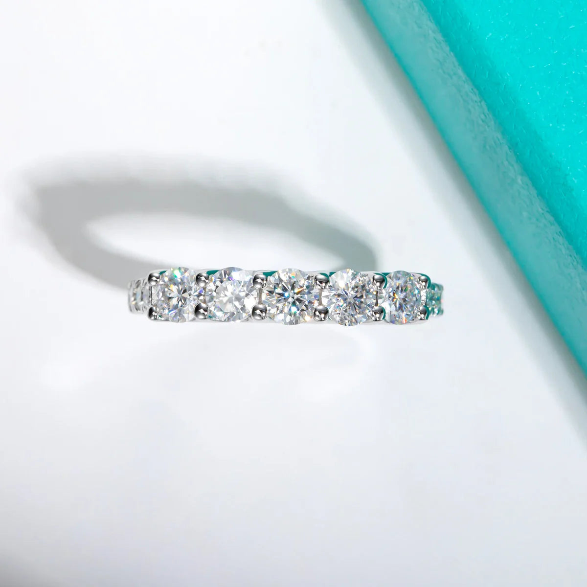 Anello Eternity Scintilla Pura