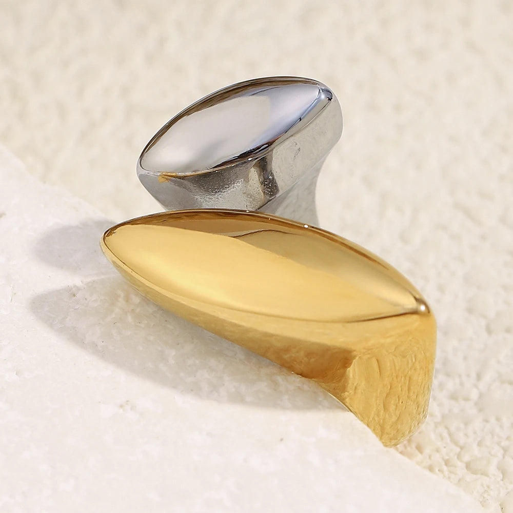 Willow Charm Ring