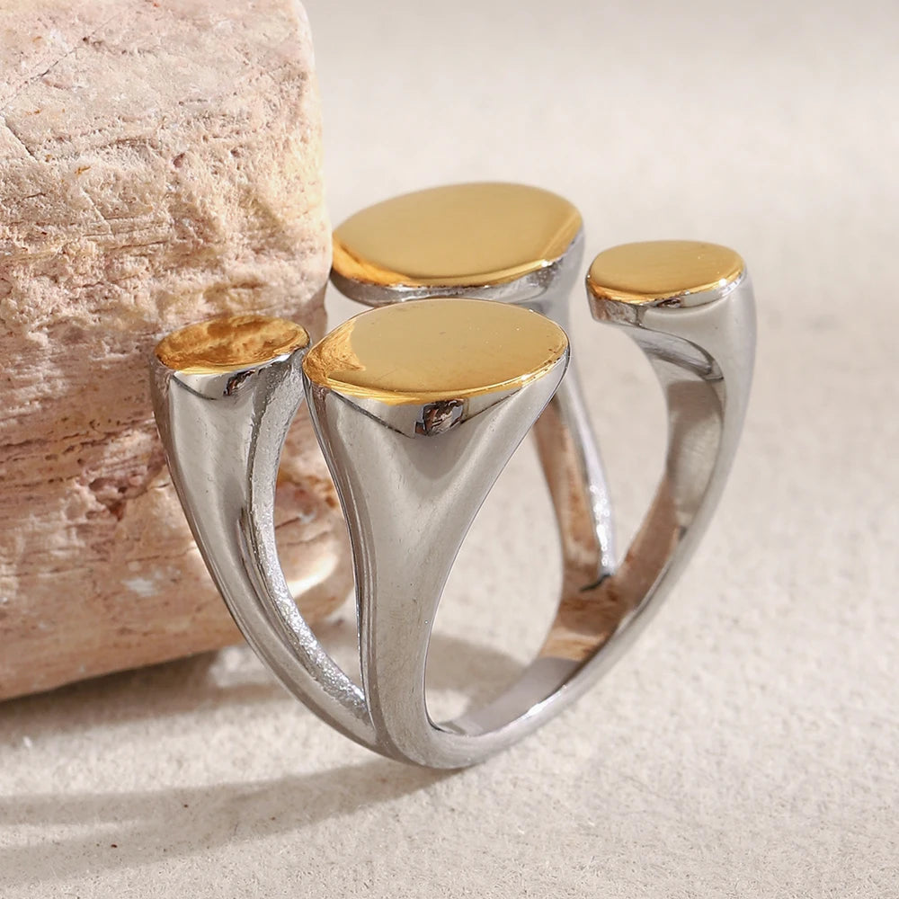 Circle Harmony Ring
