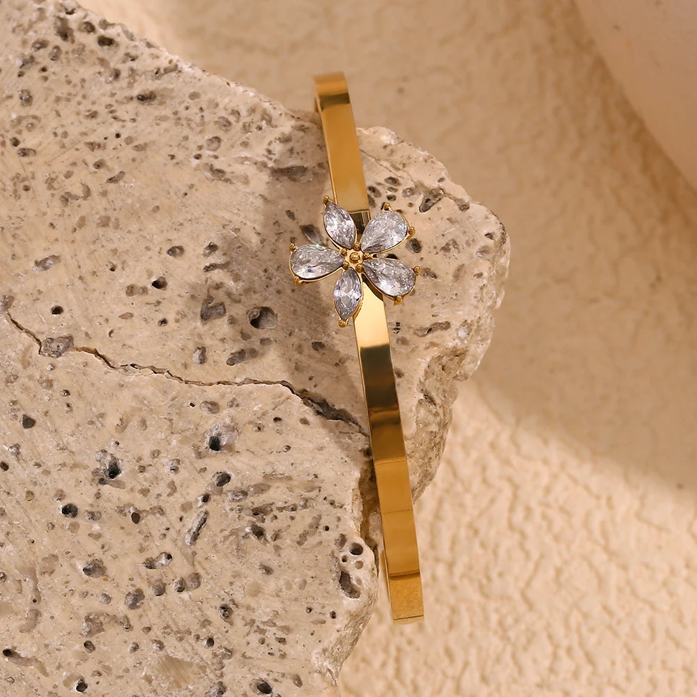 Flora Bangle